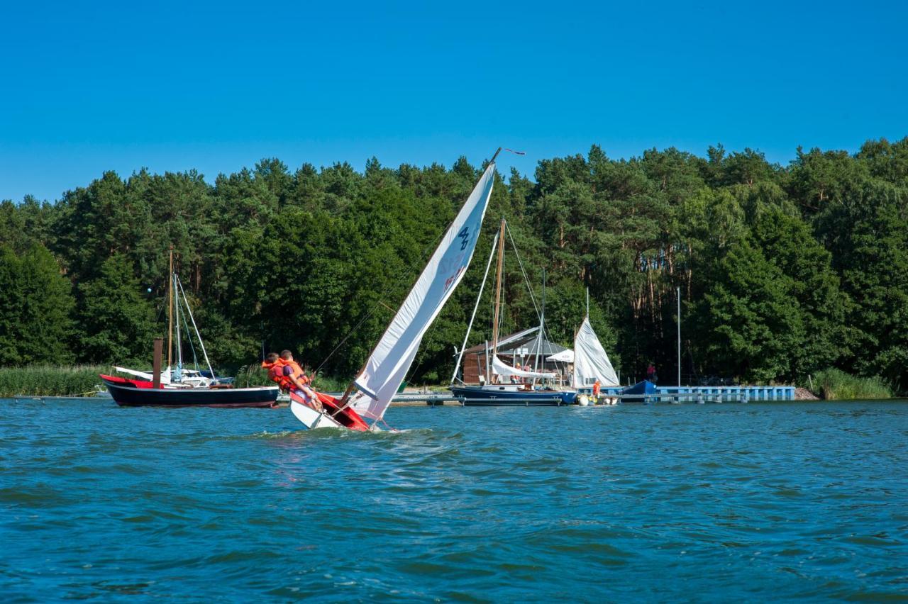 Traumhaff Historischer Kahnschifferhof Mit Kamin, Liebevoll Restauriert Vogelsang-Warsin Luaran gambar